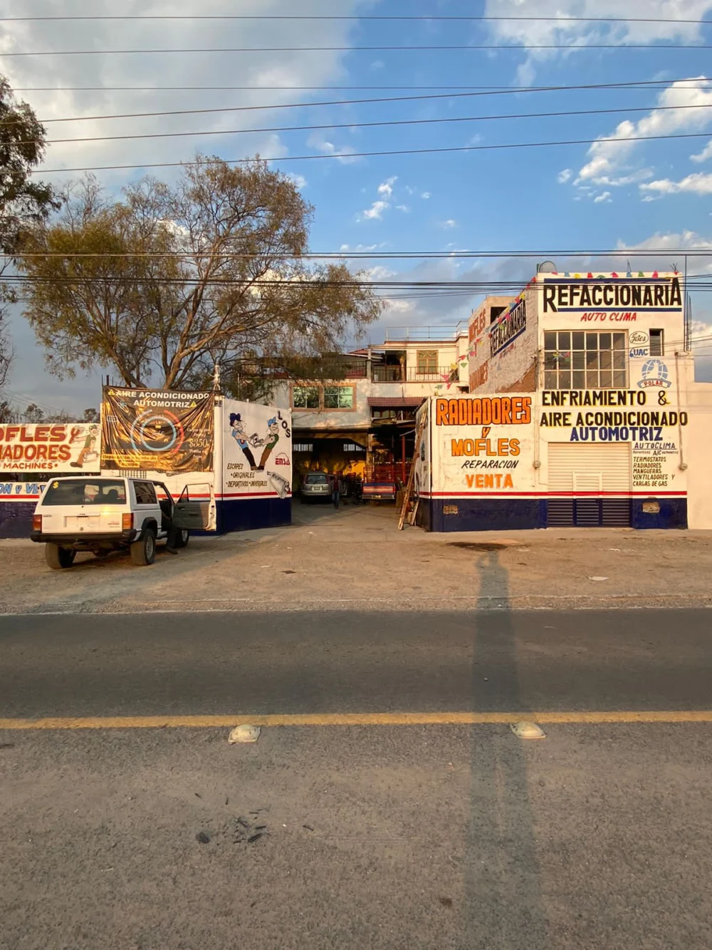 Auto climas y radiadores “los machines”