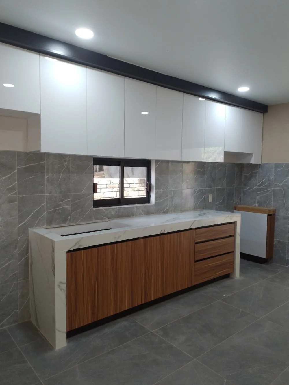 Carpintería "Jiménez". Hacemos realidad su sueño con muebles: " Práctico, Funcional y Elegante "