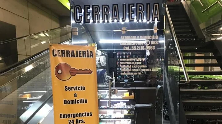CERRAJERÍA LA COMER INSURGENTES