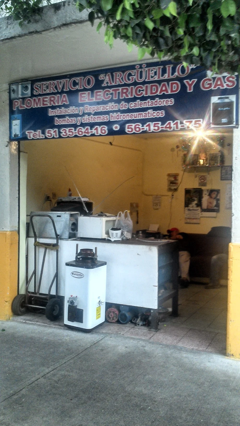 PLOMERÍA "SERVICIO ARGÜELLO"